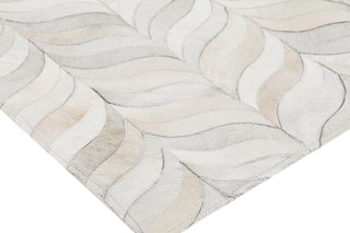 Exquisite Rugs Natural Hide 2208 Ivory Area Rug Corner Image