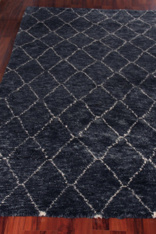 Exquisite Rugs Moroccan 2251 Charcoal Area Rug Closeup Image