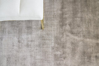 Exquisite Rugs Lush 2262 Beige Area Rug by The Met Pile Image