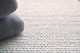 Exquisite Rugs Arlow 2308 Light Gray Area Rug by The Met Lifestyle Image Feature