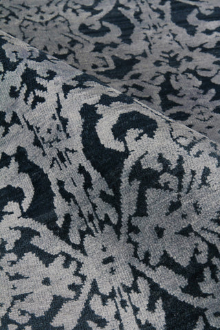 Exquisite Rugs Lexington 2380 Denim Blue/Light Blue Area Rug by The Met Lifestyle Image Feature