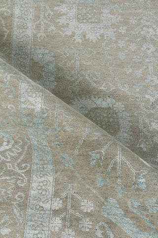 Exquisite Rugs Lexington 2384 Silver/Aqua Area Rug by The Met Lifestyle Image Feature