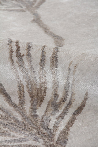 Exquisite Rugs Antique'd Silk 2432 Beige/Gray Area Rug Pile Image