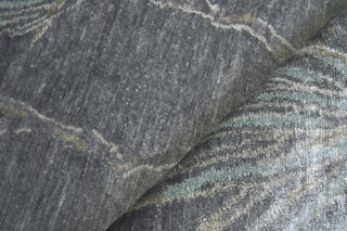 Exquisite Rugs Antique'd Silk 2433 Dark Gray/Gray Area Rug Corner Image