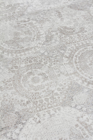 Exquisite Rugs Fine Mamluk 2480 Ivory/Taupe Area Rug Lifestyle Image Feature