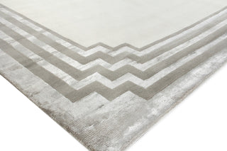 Exquisite Rugs Vero 2501 Ivory/Silver/Dark Gray Area Rug by The Met Corner Image