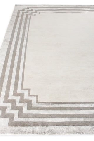 Exquisite Rugs Vero 2501 Ivory/Silver/Dark Gray Area Rug by The Met Closeup Image