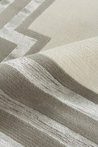 Exquisite Rugs Vero 2501 Ivory/Silver/Dark Gray Area Rug by The Met Pile Image