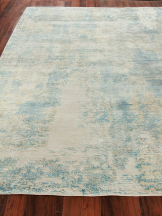 Exquisite Rugs Roset 2508 Beige/Blue Area Rug Closeup Image