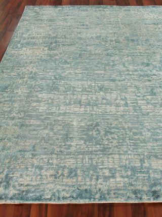 Exquisite Rugs Reflections 2517 Teal Area Rug Closeup Image
