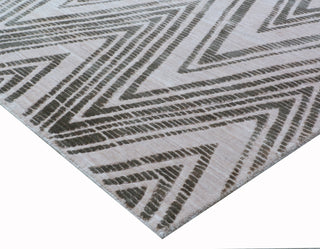 Exquisite Rugs Reflections 2522 Beige Area Rug Corner Image