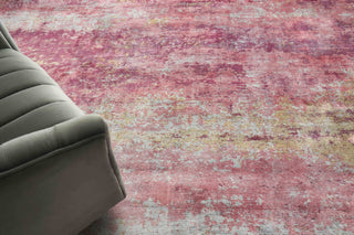 Exquisite Rugs Antolini 2535 Red/Gray Area Rug Lifestyle Image Feature