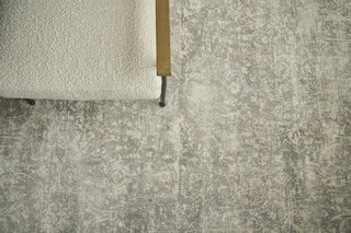Exquisite Rugs Cassina 2548 Charcoal/Green Area Rug Detail Image