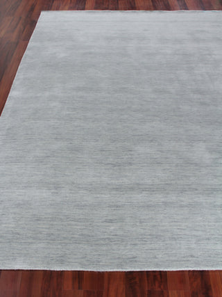 Exquisite Rugs Roche 2743 Soft Green Area Rug Closeup Image