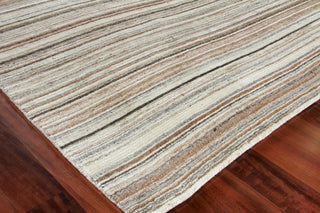 Exquisite Rugs Organica 2882 Ivory/Gray Area Rug Closeup Image