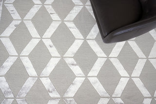 Exquisite Rugs Metro Velvet 3030 Silver Area Rug by The Met Lifestyle Image Feature