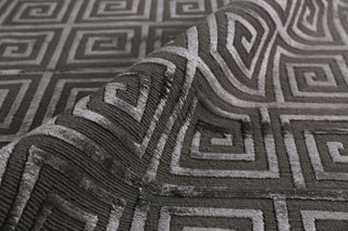 Exquisite Rugs Greek Key 3050 Dark Gray Area Rug by The Met Closeup Image