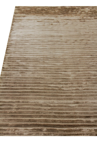 Exquisite Rugs High Low 3082 Khaki Area Rug Closeup Image