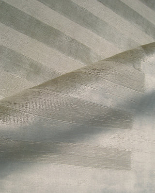 Exquisite Rugs Wide Stripe 3088 Beige Area Rug Closeup Image