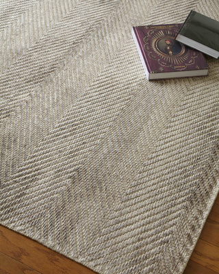 Exquisite Rugs Honeycomb 3269 Khaki Area Rug Closeup Image
