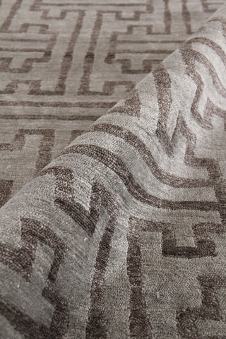 Exquisite Rugs Bamboo Silk 3289 Brown Area Rug Pile Image