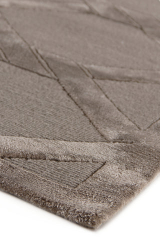 Exquisite Rugs Metro Velvet 3294 Silver Area Rug by The Met Corner Image