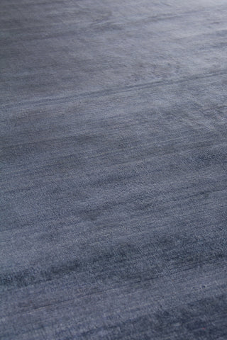 Exquisite Rugs Purity 3318 Royal Blue Area Rug Detail Image