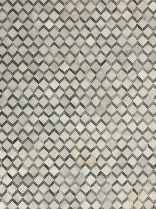 Exquisite Rugs Natural Hide 3334 Ivory/Silver Area Rug main image