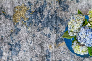 Exquisite Rugs Bamboo Silk 3340 Blue/Gray Area Rug Lifestyle Image Feature