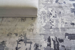 Exquisite Rugs Bamboo Silk 3341 Blue/Gray Area Rug Lifestyle Image Feature