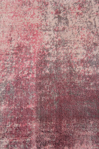 Exquisite Rugs Koda 3351 Pink Area Rug Closeup Image