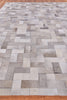 Exquisite Rugs Natural Hide 3353 Silver Area Rug Closeup Image