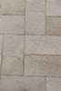 Exquisite Rugs Natural Hide 3354 Ivory/Multi Area Rug Closeup Image