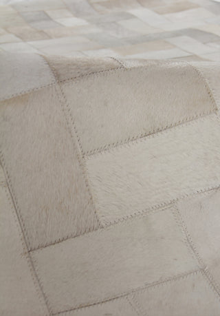 Exquisite Rugs Natural Hide 3354 Ivory/Multi Area Rug Lifestyle Image Feature