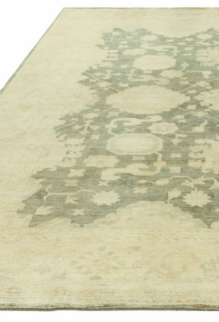 Exquisite Rugs Antique Weave Oushak 3381 Olive/Multi Area Rug Closeup Image