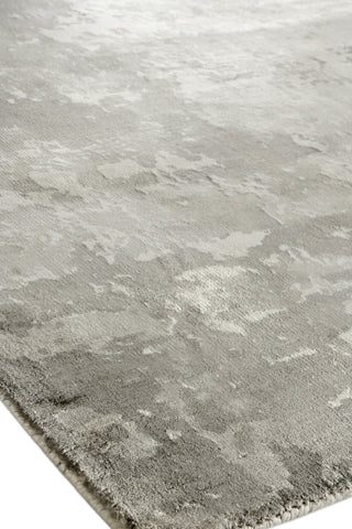 Exquisite Rugs Koda 3395 Silver Area Rug Corner Image