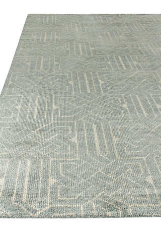 Exquisite Rugs Prague 3399 Aqua Area Rug Closeup Image