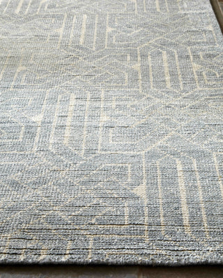 Exquisite Rugs Prague 3399 Aqua Area Rug Lifestyle Image Feature