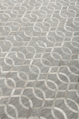 Exquisite Rugs Berlin 3413 Silver/Ivory Area Rug by The Met Pile Image