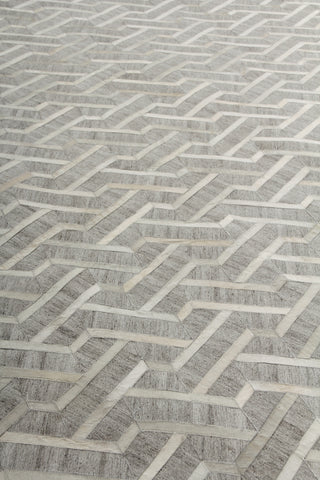 Exquisite Rugs Berlin 3416 Silver/Ivory Area Rug by The Met Pile Image