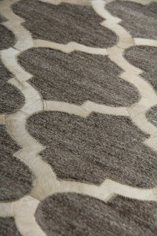 Exquisite Rugs Berlin 3424 Beige/Ivory Area Rug by The Met Detail Image