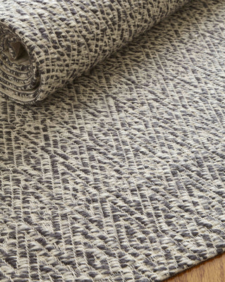 Exquisite Rugs Woven Earth 3430 Charcoal Area Rug Lifestyle Image Feature