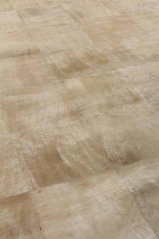 Exquisite Rugs Capri 3454 Beige Area Rug Lifestyle Image Feature