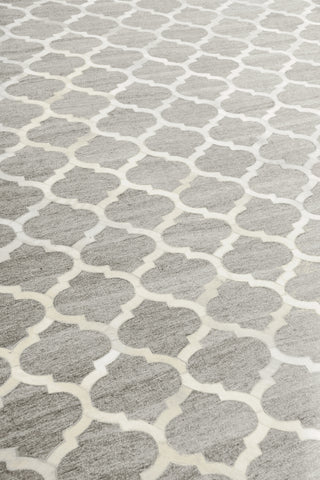 Exquisite Rugs Berlin 3457 Silver/Ivory Area Rug by The Met Pile Image