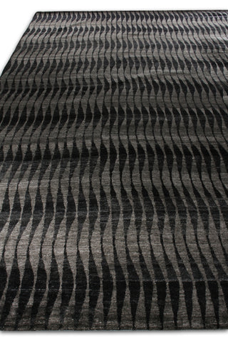 Exquisite Rugs Super Tibetan 3524 Gray/Charcoal Area Rug by The Met Pile Image