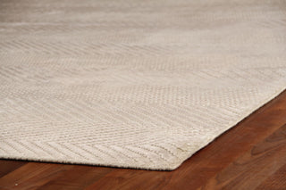 Exquisite Rugs Honeycomb 3595 Silver Area Rug Corner Image