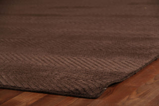 Exquisite Rugs Honeycomb 3598 Chocolate Area Rug Corner Image