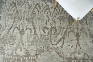 Exquisite Rugs Antique'd Silk 3631 Beige/Light Brown Area Rug Detail Image