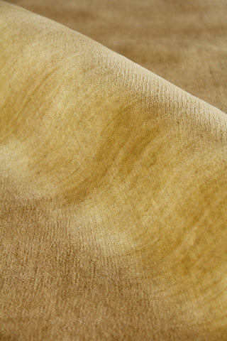 Exquisite Rugs Wool Dove 3686 Citrine Lemon Area Rug Lifestyle Image Feature