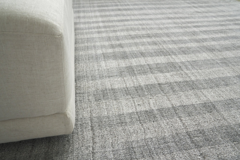 Exquisite Rugs Robin Stripe 3785 Gray Area Rug Lifestyle Image Feature